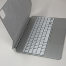 Apple Magic Keyboard White for iPad Pro 13 M4 A2974 Excellent