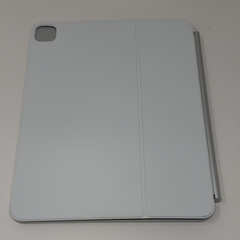 Apple Magic Keyboard White for iPad Pro 13 M4 A2974 Excellent