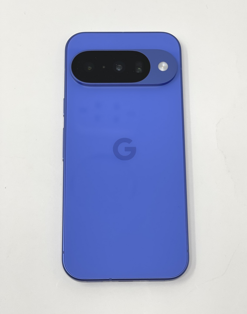 Google Pixel 10 Pro - 128GB - Indigo (Unlocked) GLBW0 Excellent