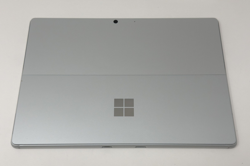 Microsoft Surface Pro 9 5G SQ3 256GB SSD 16GB Platinum w/ Keyboard