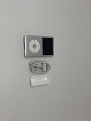 Apple iPod Classic 7th Generation 120GB A1238 Silver Very Good