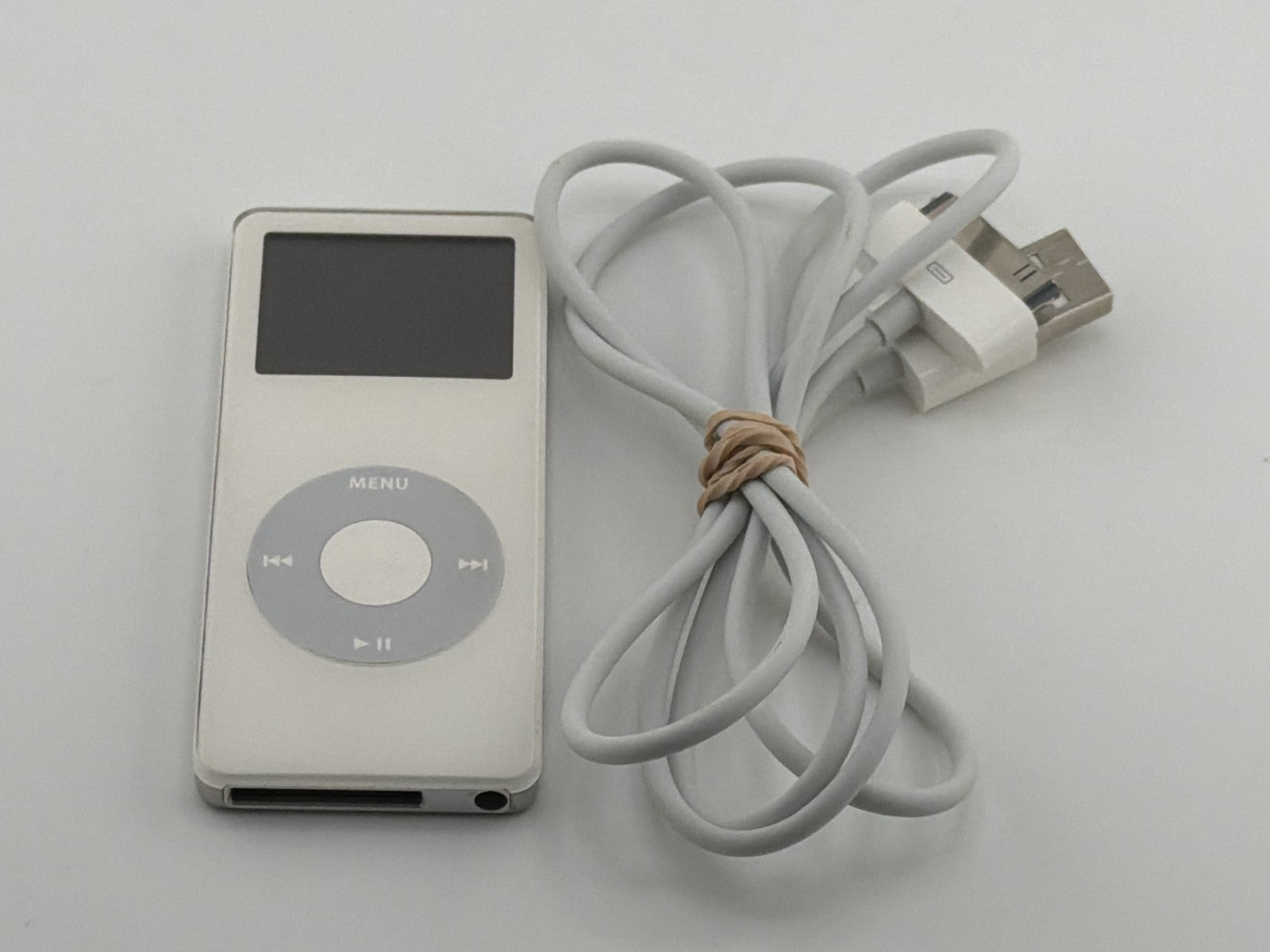 Apple iPod mini 2nd Generation 4GB A1051 Silver Used – The