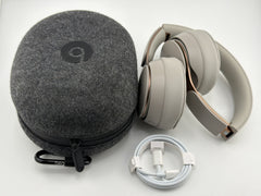 Beats By Dr. Dre Solo Pro Wireless Headphones A1881 Gray Very Good