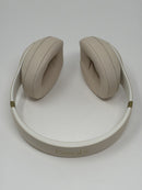 Beats Studio 3 Wireless Over Ear Headphones Desert Sand Excellent