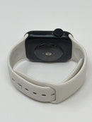 Apple Watch SE 2nd Gen 40mm Midnight Aluminum Case Starlight Band GPS Very Good